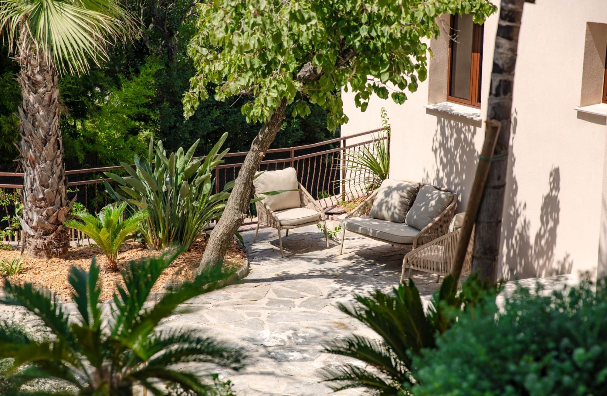 Hotel Tinah Saint-Tropez Exterior foto